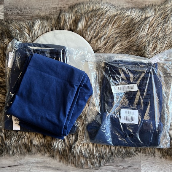 NWT GAP Kids Uniform Skinny Khakis with Gap Shield - Picture 7 of 7